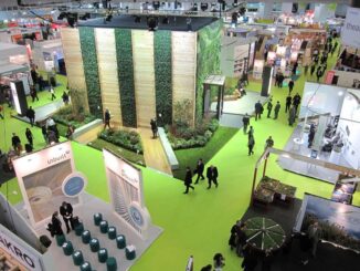 Ecobuild 2010: Citiscape, the 8 meter-4sided Green Wall Sculpture