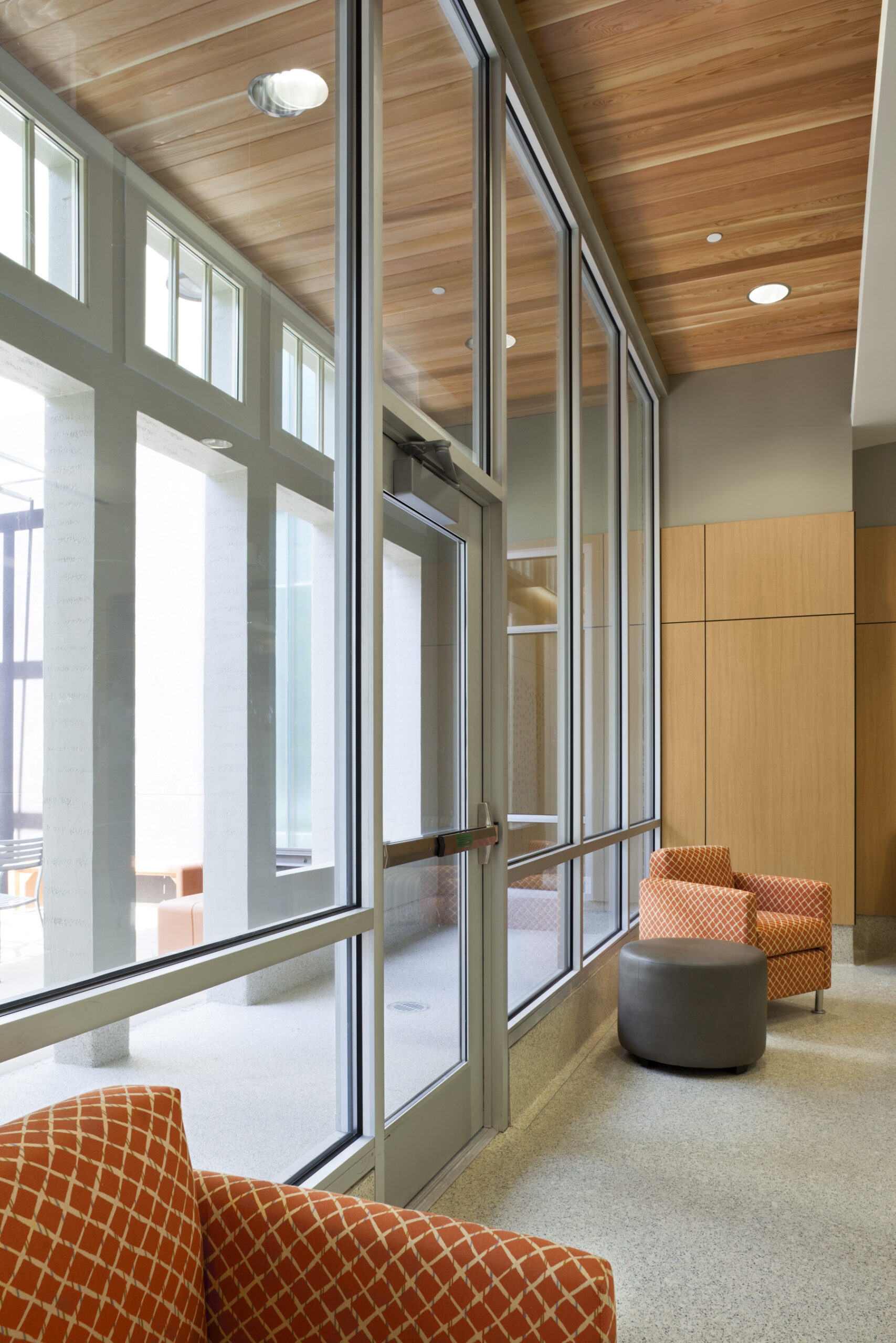 Veterans Commons in San Francisco, CA: the transparency of the lounge area brings the outdoors inside. (Photo by Mark Luthringer)