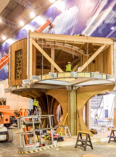 The assembly of the Quiet Treehouse at The Ideal Home Show illustrates how the use of prefabricated modules can help reduce assembly and dismantle times. (Photo courtesy Blue Forest)