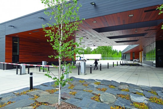 View of the Secondary Inspection Canopy at the U.S. Land Port of Entry located in Warroad, Minnesota and designed by Snow Kreilich Architects, Inc. (Photo by Frank Ooms)