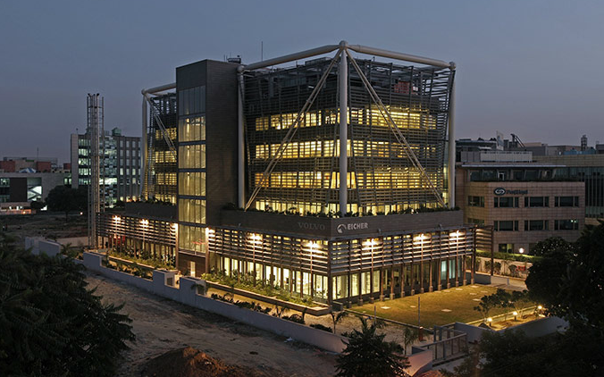 The LEED Platinum Volvo-Eicher Group Headquarters in Gurgaon, India. (Photo courtesy Romi Khosla Design Studio)