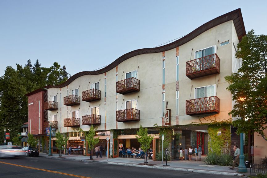 h2hotel in Healdsburg, California is designed by San Francisco-based David Baker Architects. (Photo by Bruce Damonte)