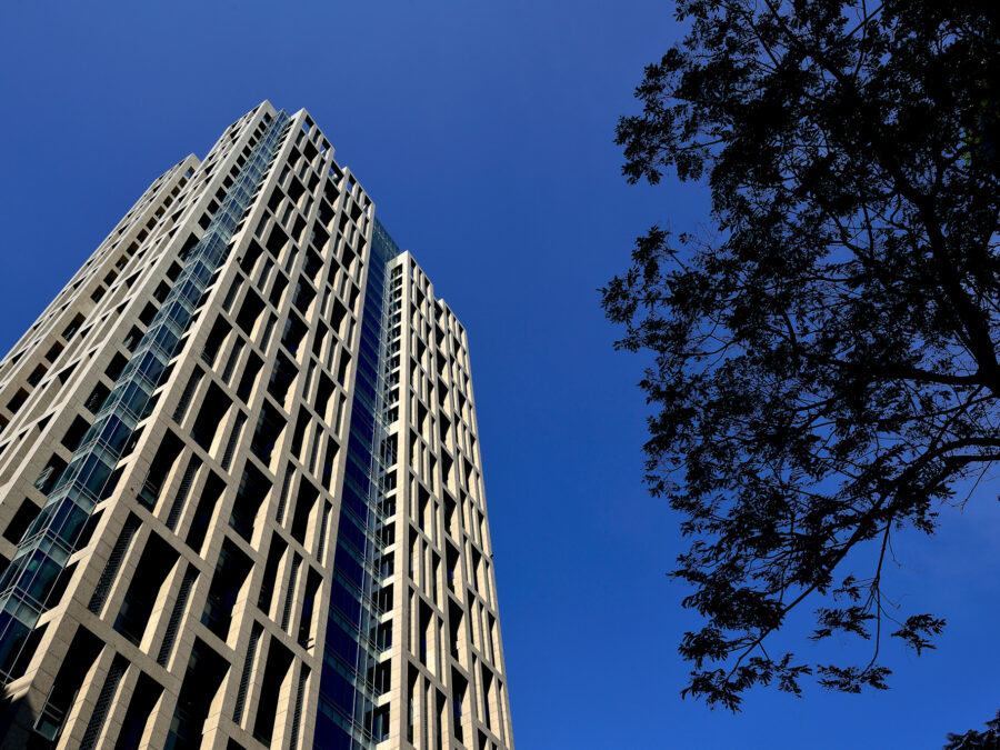 Hua Nan Bank Goes for the Gold